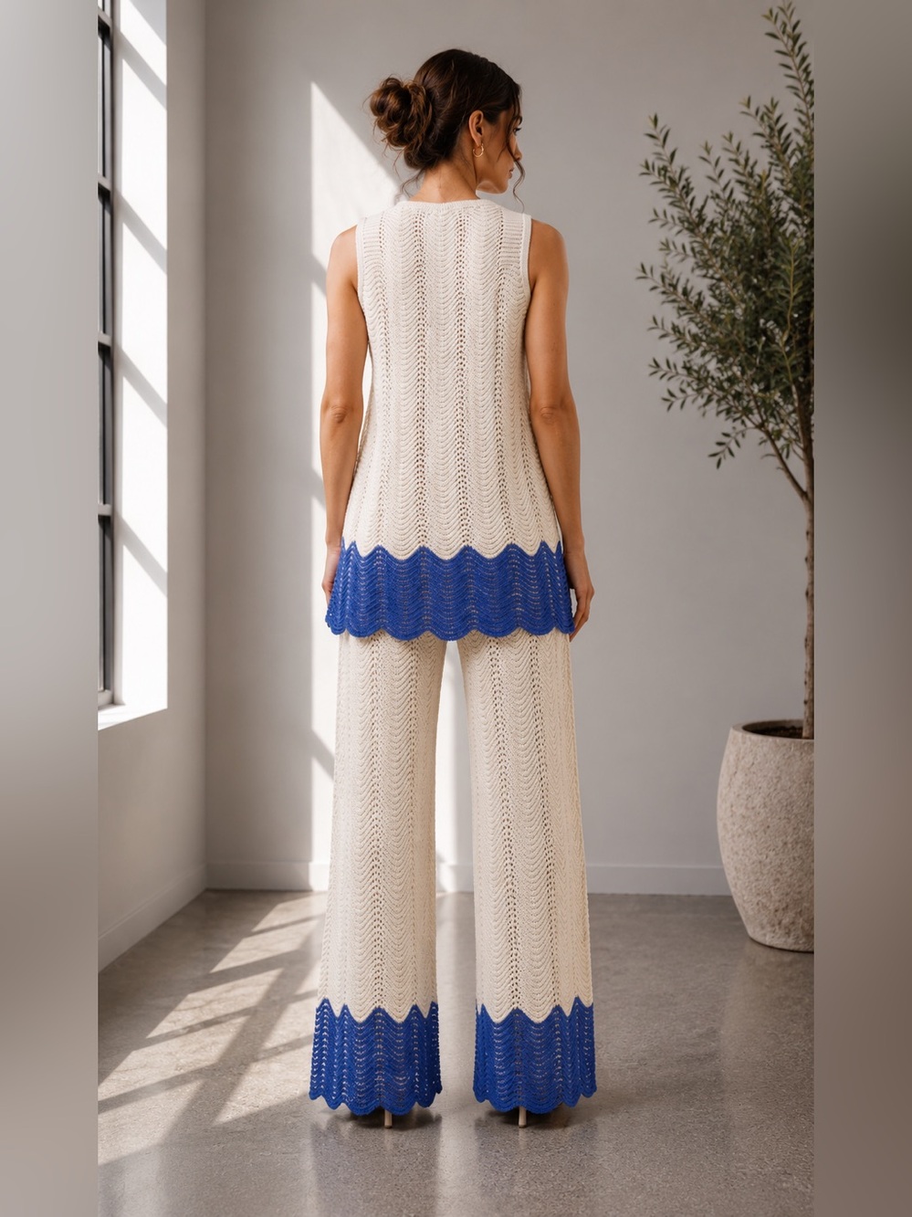 488. Marina Colorblock Knit Two piece Set in cream and blue - Picture 2 of 4